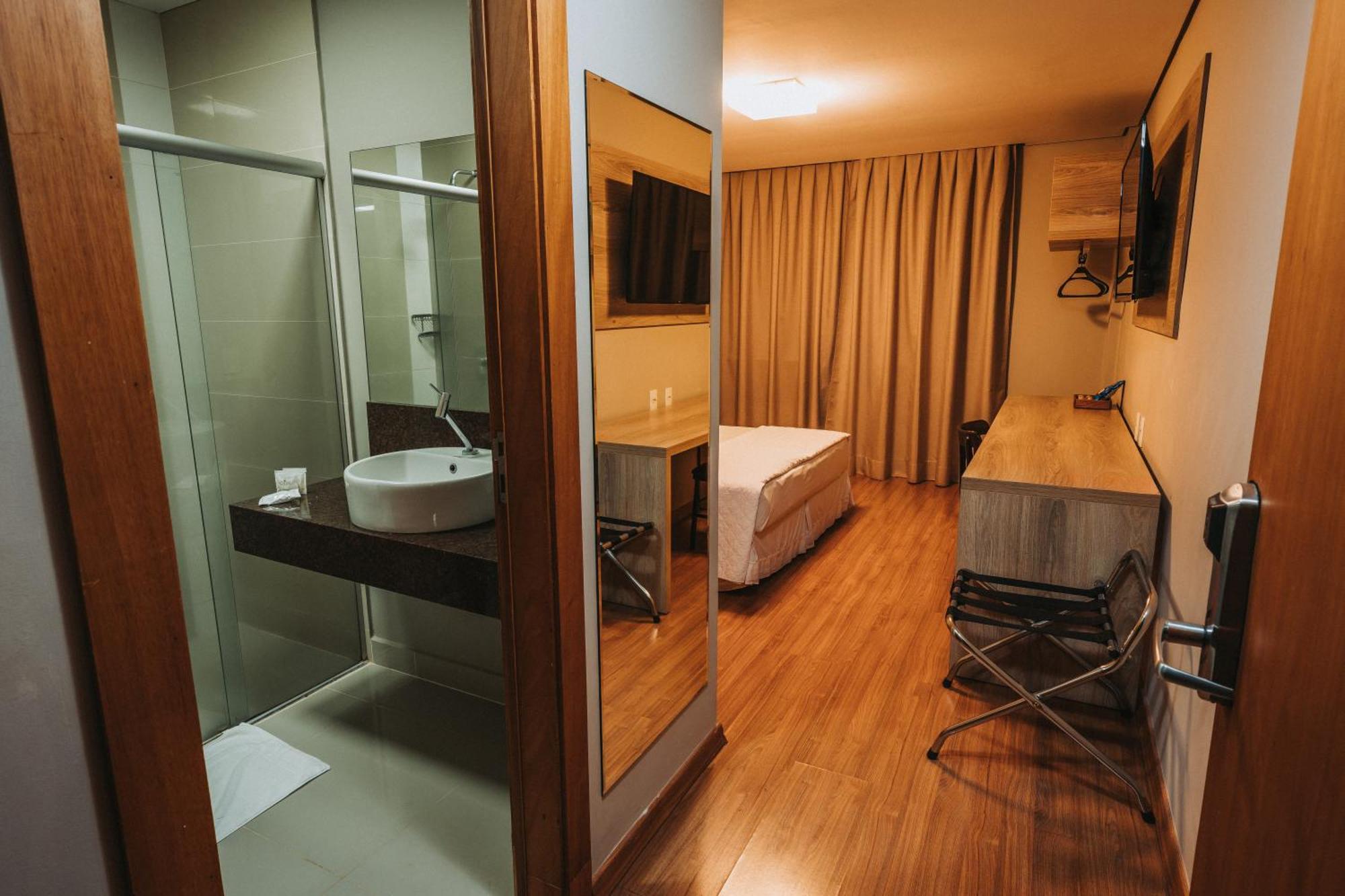Catuai Hotel Cacoal Zewnętrze zdjęcie