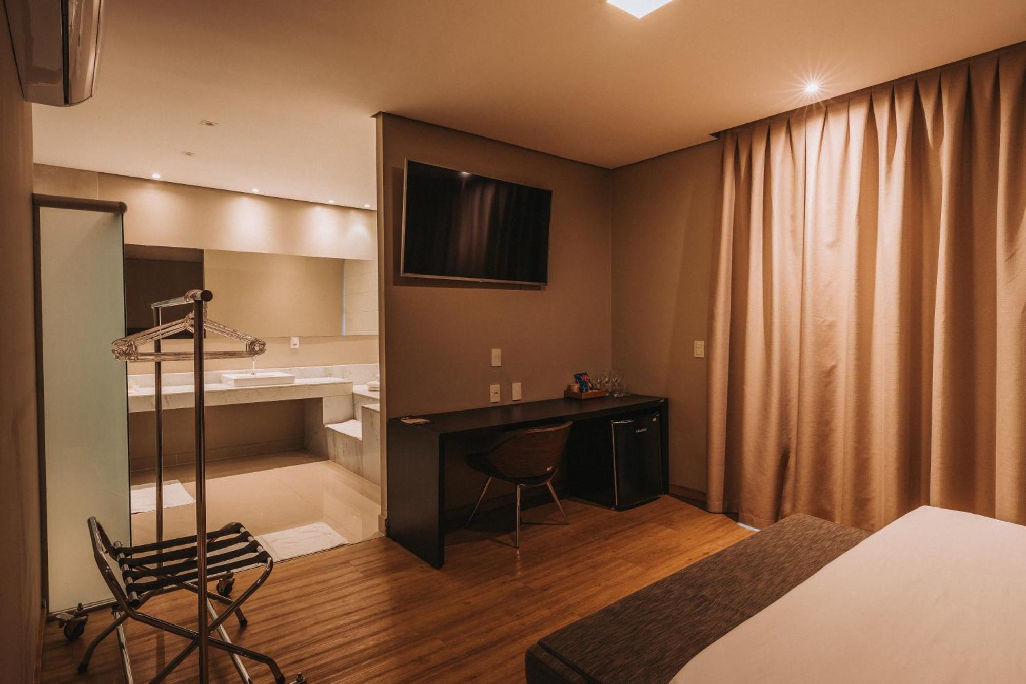 Catuai Hotel Cacoal Zewnętrze zdjęcie