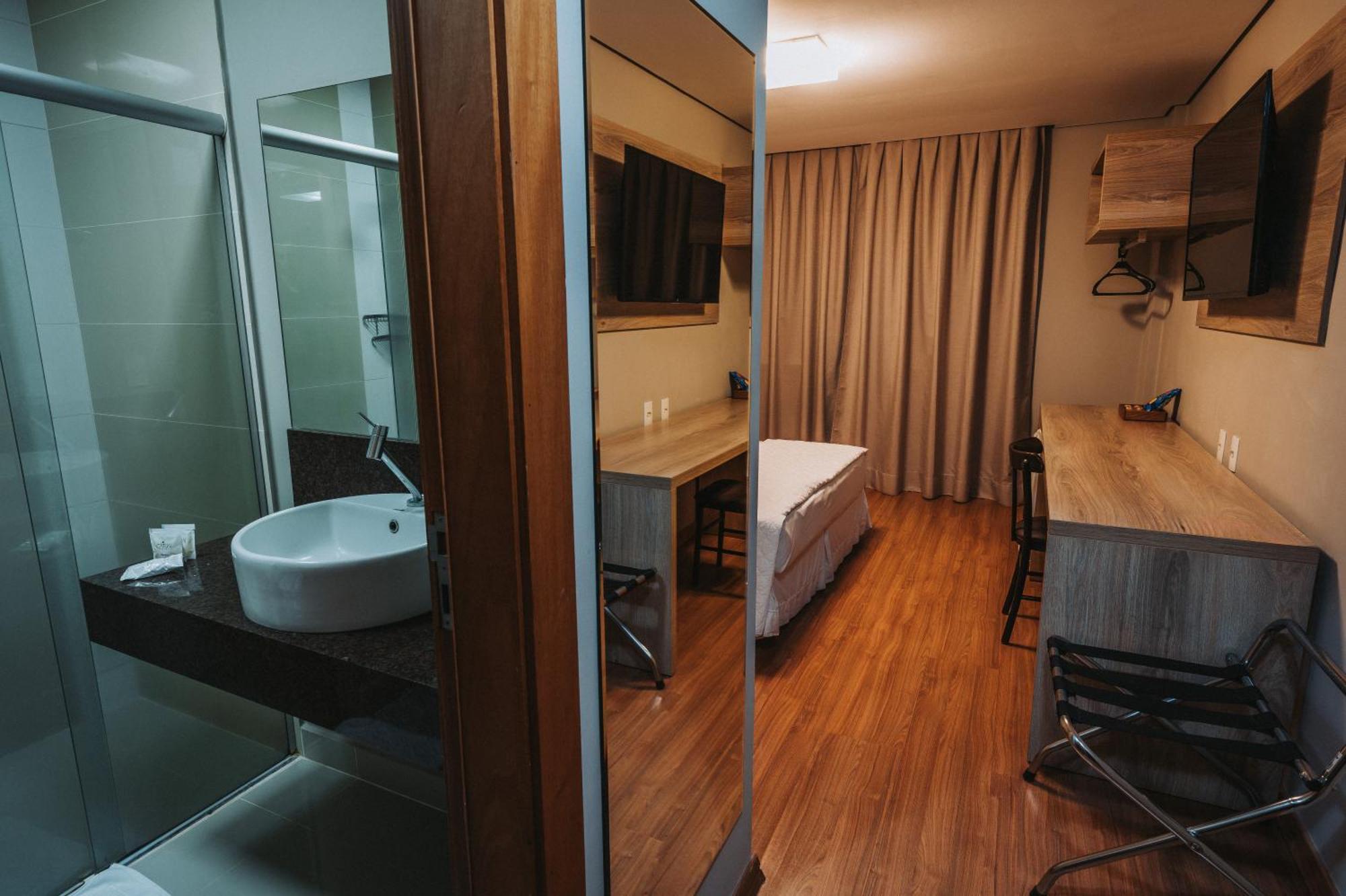 Catuai Hotel Cacoal Zewnętrze zdjęcie